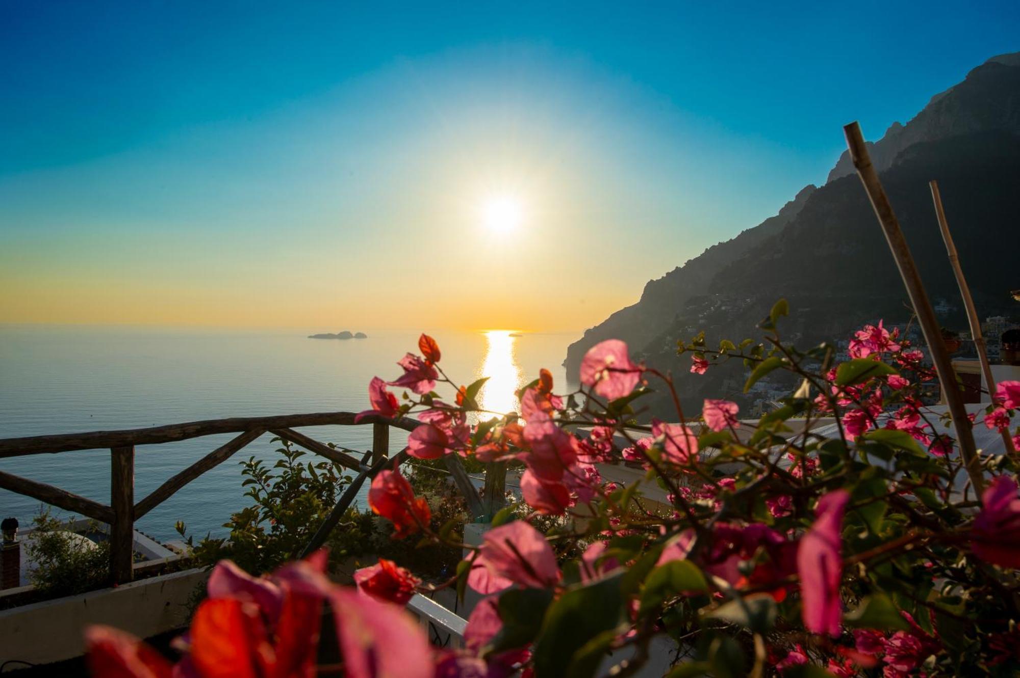 Aria Di Mare,Near Elevator, Few Steps, Parking, Garden Apartment Positano Exterior photo