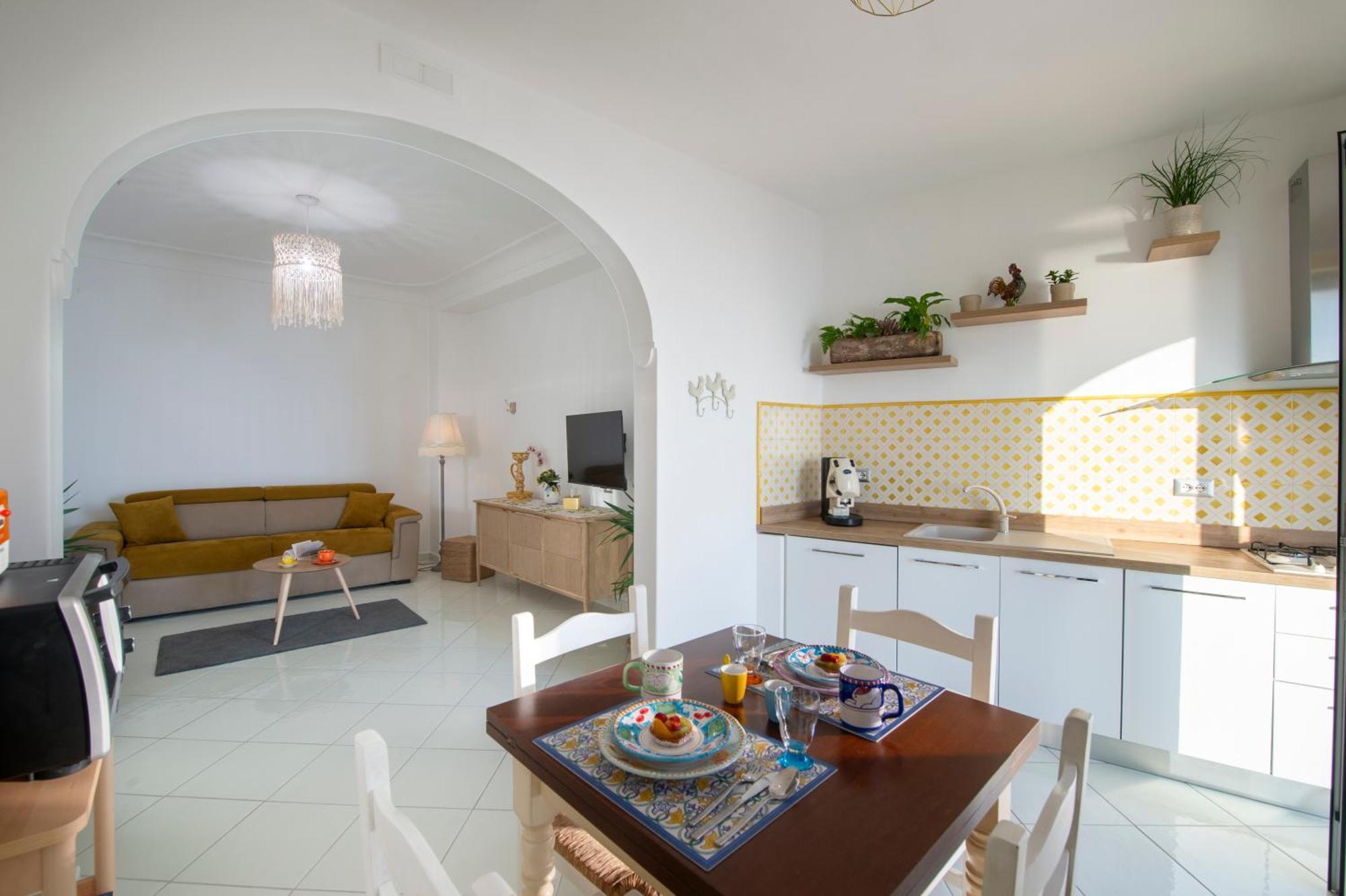 Aria Di Mare,Near Elevator, Few Steps, Parking, Garden Apartment Positano Exterior photo